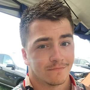 Meet your Posher, Zachery